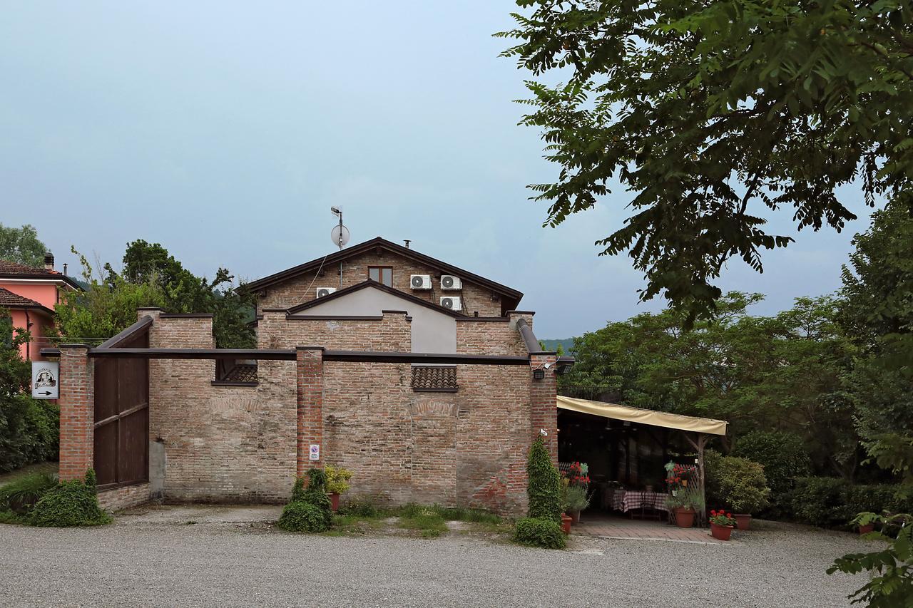 La Maesta' Bed & Breakfast ลางกิราโน ภายนอก รูปภาพ